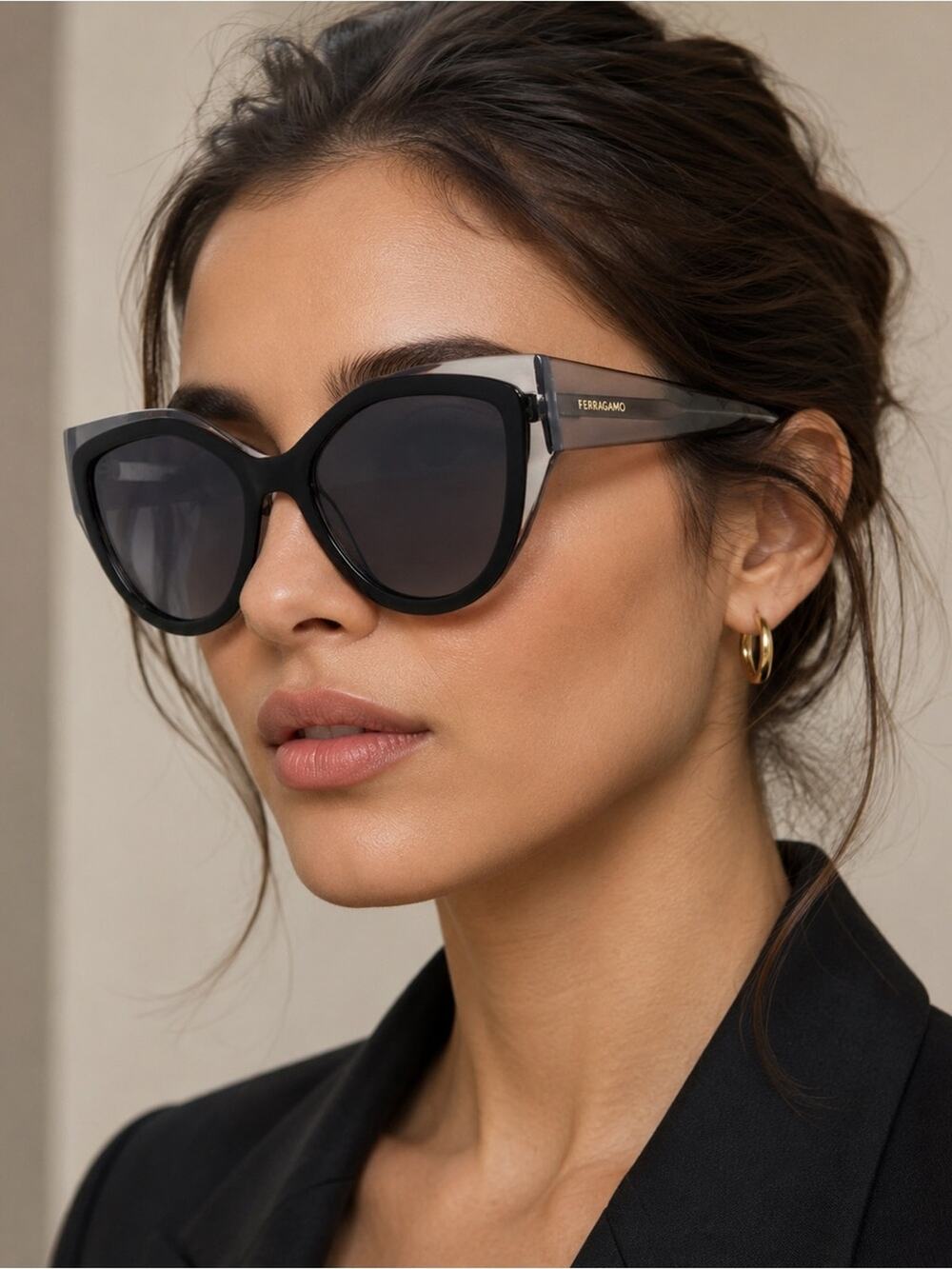 New Salvatore Ferragamo SF2004S 024 Black & Gray Cat-Eye Sunglasses Authentic
